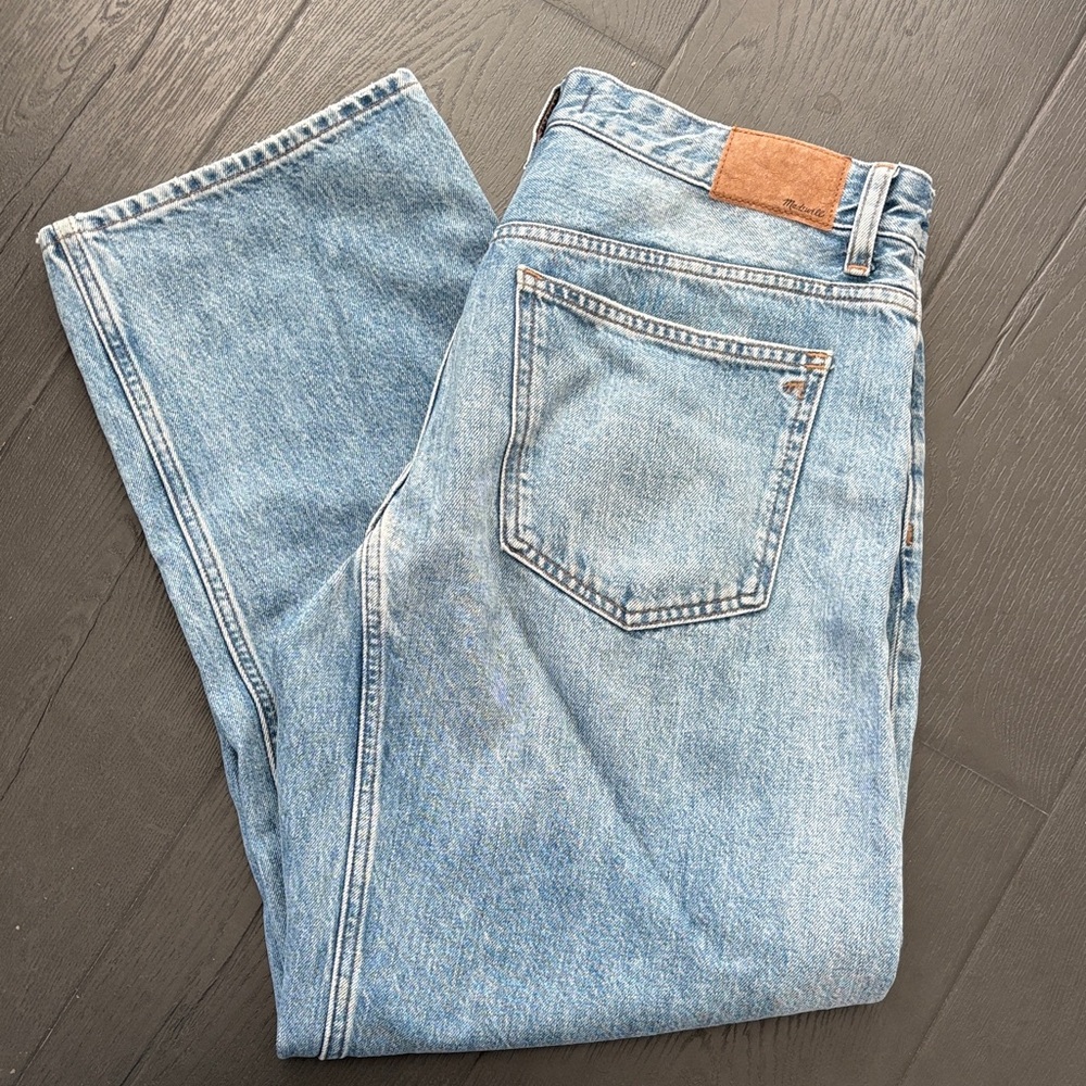 Madewell Darted Barrel Jean in Dobbins